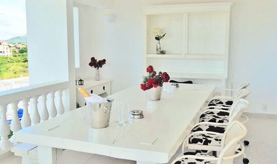 White Villas Resort